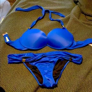 VS bikini
